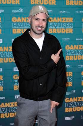 Dominik Porschen bei der Premiere des Kinofilms Ganzer halber Bruder im Cinedom. Köln, 15.09.2025