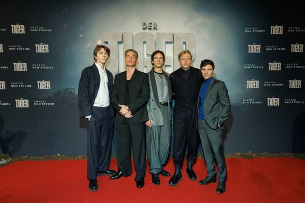 Weltpremiere - Der Tiger - Yoran Leicher, David Schütter, Laurence Rupp, Leonard Kunz und Sebastian Urzendowsky bei der Weltpremiere Der Tiger im Kino in der Kulturbrauerei am 15.09.2025 in Berlin. Copyright: xEventpressxKochanx