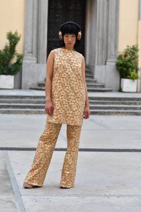Mercedes-Benz Fashion Week de Madrid - Devota & Lomba in Spain - 15 Sep 2025 A model walks the runway wearing a design by DUYOS during Mercedes-Benz Fashion Week de Madrid in IFERMA. Madrid Spain Copyright: xAtilanoxGarciax xSOPAxImagesx FOTO47991