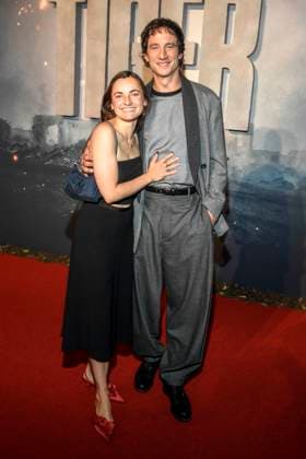 abb Paula Schramm und Laurence Rupp zu Gast auf dem roten Teppich bei der Welt Premiere des Amazon Films Der Tiger im Kino in der Kulturbrauerei, Berlin am 15.09.2025