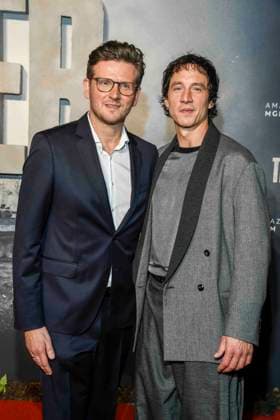 abb Dennis Gansel und Laurence Rupp zu Gast auf dem roten Teppich bei der Welt Premiere des Amazon Films Der Tiger im Kino in der Kulturbrauerei, Berlin am 15.09.2025