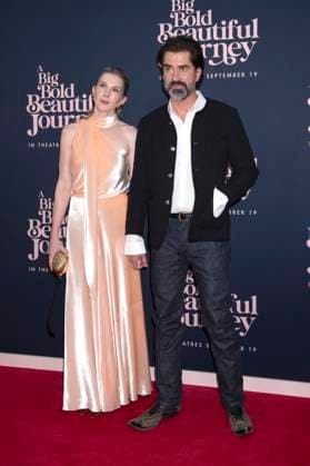 Lily Rabe mit Partner Hamish Linklater bei der Premiere des Kinofilms A Big Bold Beautiful Journey im AMC Lincoln Square. New York, 15.09.2025