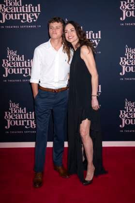 Cary Grant-Page und Jennifer Grant bei der Premiere des Kinofilms A Big Bold Beautiful Journey im AMC Lincoln Square. New York, 15.09.2025