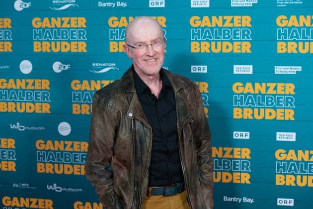 Peter NOTTMEIER, Schauspieler, Roter Teppich, Red Carpet Show, Ankunft, arrival, Filmpremiere GANZER HALBER BRUDER am 15.09.2025 im Cinedom-Kino in Koeln,