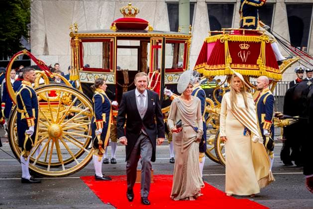 Entertainment Bilder des Tages 16-09-2025 Prinsjesdag Queen Maxima and King Willem-Alexander and Princess Amalia during the presentation of the dutch 2025 budget memorandum and the opening of the parliamentary year at palace Noordeinde and at the Koninklijke Schouwburg in The Hague. Â  Copyright: xPPEx
