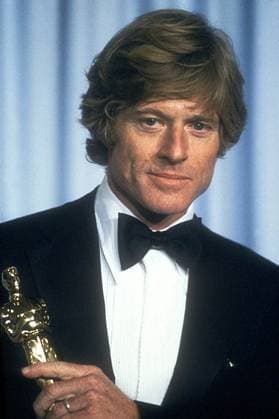 Archives - Robert Redford Archives - Robert Redford avec son Oscar de Meilleur réalisateur pour le film Des hommes comme les autres 1981 File Photo - Robert Redford inconnu  Copyright: x00505508_000154x