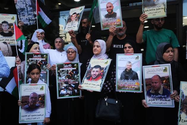 Bilder des Jahres 2025, News September 09 News Bilder des Tages Palestinian protesters take part at a protest to show solidarity with Palestinian prisoners Palestinian protesters take part at a protest to show solidarity with Palestinian prisoners, in the West Bank city of Nablus, on September 16, 2025. Photo by Mohammed Nasser apaimages Nablus West Bank Palestinian Territory 160925_Nablus_MN_00(8) Copyright: xapaimagesxMohammedxNasserx xapaimagesx