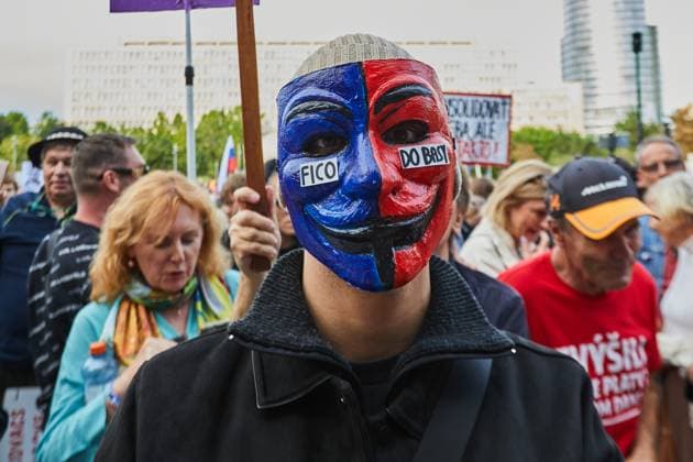 News Bilder des Tages Demonstration against new consolidation package of Slovak government, called by strongest opposition movement Progressive Slovakia, in Bratislava, Slovakia, September 16, 2025. (CTKxPhoto DorotaxHolubova) CTKPhotoP2025091608898  CTKPhotoP2025091608898