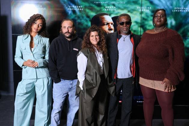 Muganga Premiere - Paris Manon Bresch, Vincent Macaigne, Marie-Helene Roux, Isaach de Bankolé and Déborah Lukumuena attend the photocall for the premiere of Muganga held at the UGC Les Halles in Paris, France on September 16, 2025. Photo by David Boyer ABACAPRESS.COM Paris France  Copyright: xBoyerxDavid ABACAx