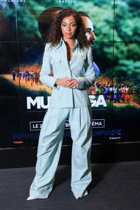 Muganga Premiere - Paris Manon Bresch attends the photocall for the premiere of Muganga held at the UGC Les Halles in Paris, France on September 16, 2025. Photo by David Boyer ABACAPRESS.COM Paris France  Copyright: xBoyerxDavid ABACAx