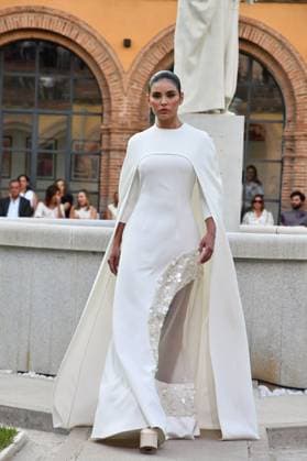 Mercedes-Benz Fashion Week de Madrid - Maison Mesa in Spain - 16 Sep 2025 A model walks the runway wearing a design by Maison Mesa during Mercedes-Benz Fashion Week de Madrid in IFERMA. Madrid Spain Copyright: xAtilanoxGarciax xSOPAxImagesx FOTO48136