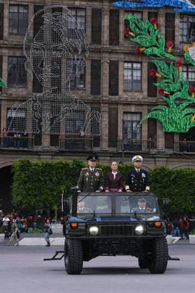 September 16, 2025, Mexico City, Mexico, USA: (L-R) Secretary of National Defense of Mexico Ricardo Trevilla Trejo, President of Mexico Claudia Sheinbaum and Secretary of the Navy of Mexico Admiral Raymundo Pedro Morales Angeles during the Independence Day military parade at Zocalo on Tuesday September 16, 2025 in Mexico City, Mexico. The parade takes place in the streets of downtown Mexico City and important avenues like Paseo de la Reforma. PRESIDENCIA PI Mexico City USA - ZUMAp124 20250916_zaa_p124_003 Copyright: xPresidenciax