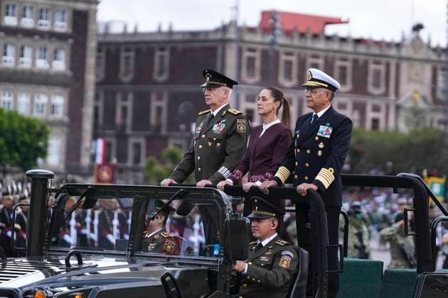 September 16, 2025, Mexico City, Mexico, USA: (L-R) Secretary of National Defense of Mexico Ricardo Trevilla Trejo, President of Mexico Claudia Sheinbaum and Secretary of the Navy of Mexico Admiral Raymundo Pedro Morales Angeles during the Independence Day military parade at Zocalo on Tuesday September 16, 2025 in Mexico City, Mexico. The parade takes place in the streets of downtown Mexico City and important avenues like Paseo de la Reforma. PRESIDENCIA PI Mexico City USA - ZUMAp124 20250916_zaa_p124_005 Copyright: xPresidenciax
