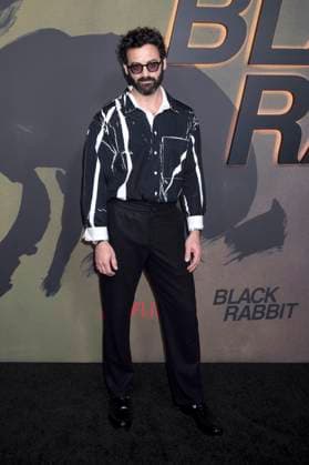 Morgan Spector bei der Premiere der Netflix Miniserie Black Rabbit im SVA Theater. New York, 16.09.2025