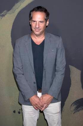 Seth Herzog bei der Premiere der Netflix Miniserie Black Rabbit im SVA Theater. New York, 16.09.2025