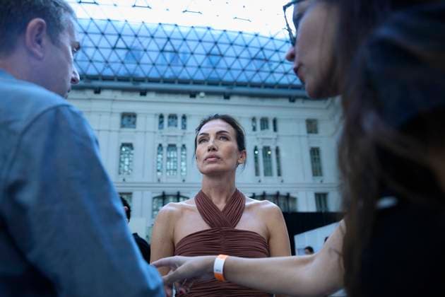 Silvia Tcherassis fashion show at MBFW Madrid Model Nieves Alvarez during the fashion show of designer Silvia Tcherassi, at the 82nd edition of Mercedes Benz Fashion Week Madrid, at the Palacio de Cibeles, on September 17, 2025, in Madrid Spain This years edition will be held from September 17 to 21 and commemorates the 40th anniversary of the catwalk Silvia Tcherassi is the first designer invited to MBFW Madrid The Colombian fashion designer is considered one of the most successful fashion designers in the world Tcherassi received yesterday the International Designer Award during the first edition of this award 17 SEPTEMBER 2025 Jesús Hellí Espana  Copyright: xJesusxHellinx 6960441