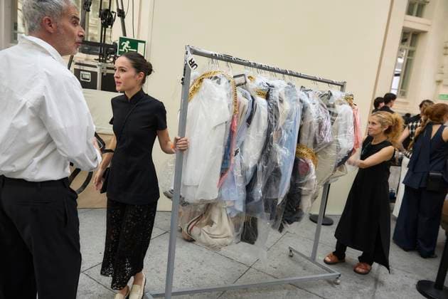 Pedro del Hierros fashion show at MBFW Madrid Backstage during the fashion show of designer Pedro del Hierro, at the 82nd edition of Mercedes Benz Fashion Week Madrid, at the Palacio de Cibeles, on September 17, 2025, in Madrid Spain This years edition will be held from September 17 to 21 and commemorates the 40th anniversary of the fashion show Pedro del Hierro is a Spanish fashion brand for women and men, which adapts to the lifestyle and needs of society 17 SEPTEMBER 2025 Jesús Hellí Madrid Madrid Spain  Copyright: xJesusxHellinx 6961213