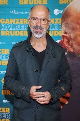 Kinopremiere - Ganzer halber Bruder - in Hamburg Christoph Maria Herbst, Premierentour Ganzer halber Bruder , Holi Kino Hamburg, 17.09.2025 Copyright: xEventpressxBecherx