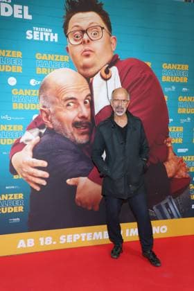 Kinopremiere - Ganzer halber Bruder - in Hamburg Christoph Maria Herbst, Premierentour Ganzer halber Bruder , Holi Kino Hamburg, 17.09.2025 Copyright: xEventpressxBecherx