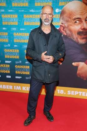 Christoph Maria Herbst bei der Premiere des Kinofillms Ganzer halber Bruder im Holi Kino. Hamburg, 17.09.2025