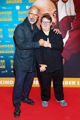 Christoph Maria Herbst und Nico Randel bei der Premiere des Kinofillms Ganzer halber Bruder im Holi Kino. Hamburg, 17.09.2025