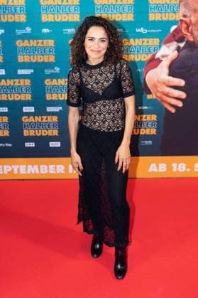 Sesede Terziyan bei der Premiere des Kinofillms Ganzer halber Bruder im Holi Kino. Hamburg, 17.09.2025