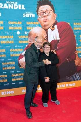 Christoph Maria Herbst und Nico Randel bei der Premiere des Kinofillms Ganzer halber Bruder im Holi Kino. Hamburg, 17.09.2025