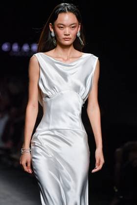 Claro Couture A model walks the runway wearing a design by Claro Couture during Mercedes-Benz Fashion Week de Madrid in IFERMA, 18 de septiembre 2025 Spain Featuring: A model walks the runway wearing a design by Claro Couture during Mercedes-Benz Fashion Week de Madrid in IFERMA, 18 septiembre 2025 Spain Where: Madrid, Spain When: 18 Sep 2025 Credit: Oscar Gonzalez WENN Madrid Spain Copyright: xOscarxGonzalez WENNx wenn40656935 OFA ZOJx wenn40656935