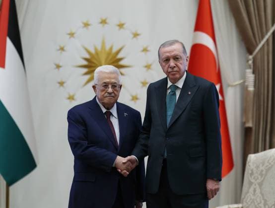Recep Tayyip Erdogan - Mahmoud Abbas meeting in Ankara??????? ANKARA, TURKIYE - SEPTEMBER 18: (----EDITORIAL USE ONLY - MANDATORY CREDIT - TURKISH PRESIDENCY MURAT CETINMUHURDAR HANDOUT - NO MARKETING NO ADVERTISING CAMPAIGNS - DISTRIBUTED AS A SERVICE TO CLIENTS----) Turkish President Recep Tayyip Erdogan meets with President of Palestine Mahmoud Abbas at the Presidential Complex in Ankara, Turkiye on September 18, 2025. TUR Presidency Murat Cetinmuhurdar Anadolu Ankara Turkey. Editorial use only. Please get in touch for any other usage.  Copyright: x2025xAnadoluxTURxPresidency MuratxCetinmuhurdarx