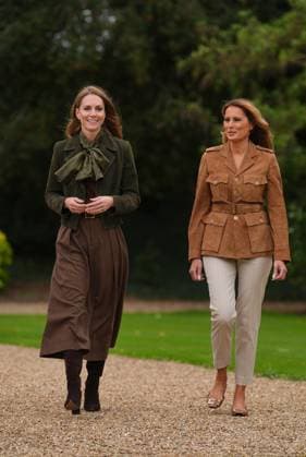 The Princess of Wales and Melania Trump meet Scouts The Princess of Wales and Melania Trump meet members of the Scouts Squirrels programme in Frogmore Gardens on the final day of US President Donald Trump s second state visit to the UK, at Windsor Castle, Windsor, Berkshire, UK, on the 18th September 2025. Picture by Yui Mok WPA-Pool Windsor Windsor Castle Berkshire United Kingdom  WHA-0803