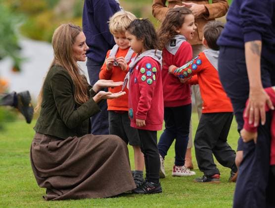 The Princess of Wales and Melania Trump meet Scouts The Princess of Wales and Melania Trump meet members of the Scouts Squirrels programme in Frogmore Gardens on the final day of US President Donald Trump s second state visit to the UK, at Windsor Castle, Windsor, Berkshire, UK, on the 18th September 2025. Picture by Yui Mok WPA-Pool Windsor Windsor Castle Berkshire United Kingdom  WHA-0803