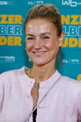 abb Rhea Harder zu Gast auf der Premierentour zum Film Ganzer halber Bruder im Holi Kino am 17.09.2025 in Hamburg