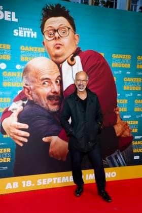 abb Christoph Maria Herbst zu Gast auf der Premierentour zum Film Ganzer halber Bruder im Holi Kino am 17.09.2025 in Hamburg