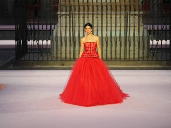 Carolina Herrera fashion show in Madrid s Plaza Mayor during MBFW, Madrid, September 18, 2025. Cordon Press 