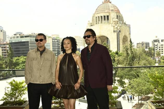 Photocall for One Battle After Another at Monumento de la Revolucion Featuring: Chase Infiniti, Leonardo DiCaprio, Benicio del Toro Where: Mexico City, Mexico When: 18 Sep 2025 Credit: Carlos Tischler EyePix INSTARimages EDITORIAL USE ONLY. NOT FOR USE BY NEWSPAPERS BASED IN THE UK. Copyright: xx instar55103642