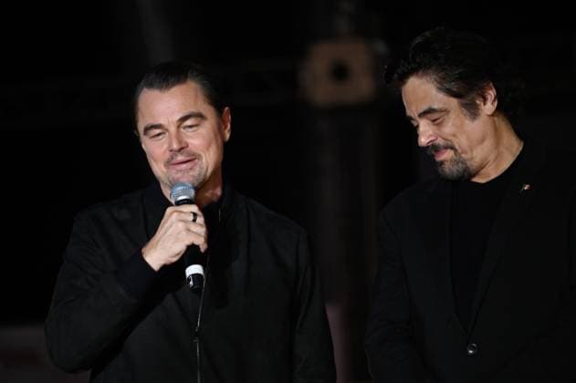 One Battle After Another Red Carpet Actors (L-R) Leonardo DiCaprio and Benicio del Toro attend the red carpet for ˜One Battle After Another™ fan event at Toreo Parque Central. on September 18, 2025 in Mexico City, Mexico. Mexico City CDMX Mexico Copyright: xCarlosxTischlerx