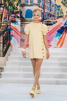Paul Costelloe SS26 Show at London Fashion Week LONDON, UNITED KINGDOM - SEPTEMBER 19: A model walks the runway during Paul Costelloe Spring Summer 2026 show at London Fashion Week in London, United Kingdom on September 19, 2025. Wiktor Szymanowicz Anadolu London United Kingdom. Editorial use only. Please get in touch for any other usage.  Copyright: x2025xAnadoluxWiktorxSzymanowiczx