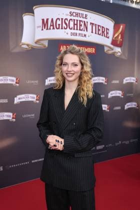 Emilia Maier bei der - Die Schule der Magischen Tiere 4 - Film Premiere im Zoo Palast in Berlin am 19.09.2025 Die Schule der Magischen Tiere 4 - Filmpremiere in Berlin
