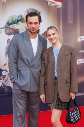 Premiere - Die Schule der magischen Tiere 4 - Samuel Schneider und Esther Graf bei der Premiere zum Kinofilm Die Schule der magischen Tiere 4 im Zoo Palast am 19.09.2025 in Berlin. Copyright: xEventpressxKochanx