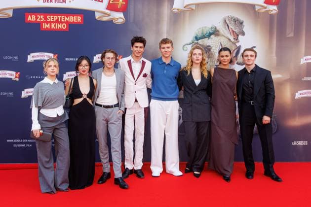 Premiere - Die Schule der magischen Tiere 4 - Emilia Pieske, Purnima Graetz, Thilo Fridolin Matthes, Loris Sichrovsky, Leonard Conrads, Emilia Maier, Tomomi Themann und Luis Vorbach bei der Premiere zum Kinofilm Die Schule der magischen Tiere 4 im Zoo Palast am 19.09.2025 in Berlin. Copyright: xEventpressxKochanx