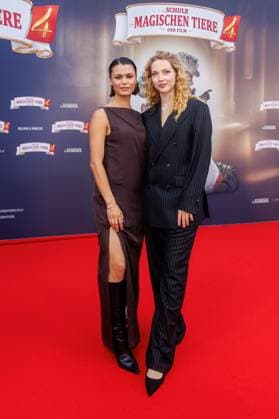 Premiere - Die Schule der magischen Tiere 4 - Tomomi Themann und Emilia Maier bei der Premiere zum Kinofilm Die Schule der magischen Tiere 4 im Zoo Palast am 19.09.2025 in Berlin. Copyright: xEventpressxKochanx