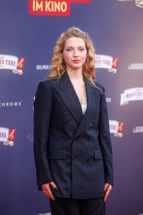Premiere - Die Schule der magischen Tiere 4 - Emilia Maier bei der Premiere zum Kinofilm Die Schule der magischen Tiere 4 im Zoo Palast am 19.09.2025 in Berlin. Copyright: xEventpressxKochanx