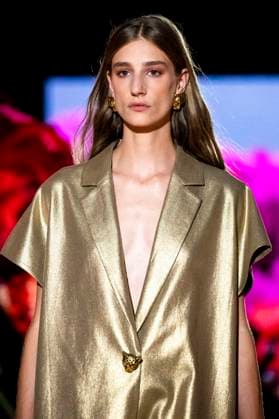 Model bei der Lola Casademunt by Maite Fashion Show auf der Mercedes-Benz Fashion Week Madrid Spring Summer 2026 auf dem Messegelände Ifema. Madrid, 19.09.2025