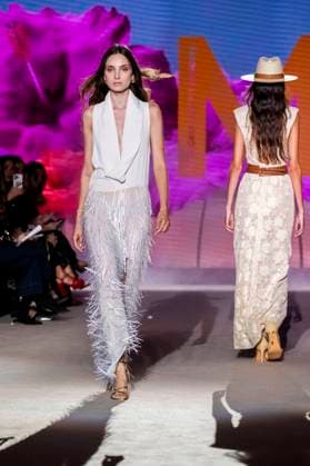 Model bei der Lola Casademunt by Maite Fashion Show auf der Mercedes-Benz Fashion Week Madrid Spring Summer 2026 auf dem Messegelände Ifema. Madrid, 19.09.2025
