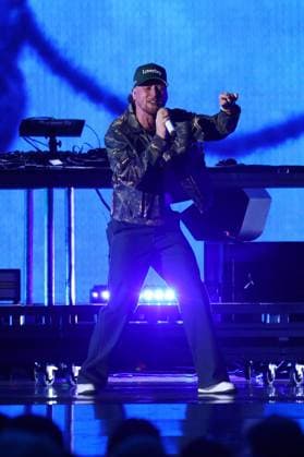 Bailey Zimmerman performs on stage during the iHeartRadio Music Festival Concerts at T-Mobile Arena in Las Vegas, Nevada on Friday, September 19, 2025.  LAV2025091935 JAMESxATOA