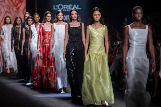 September 20, 2025, Madrid, Madrid, Spain: A model walks the runway for during the Fely Campo Spring Summer 2026 collection runway show during the 40th Mercedes-Benz Fashion Week in Madrid. Madrid Spain - ZUMAs296 20250920_znp_s296_006 Copyright: xLuisxSotox
