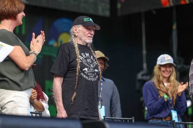 Farm Aid 40 Music Festival Willie Nelson looks on during a press event at the Farm Aid 40 Music Festival in Minneapolis, Minnesota, on September 20, 2025, at Huntington Bank Stadium. Minneapolis Minnesota USA  Copyright: xStevenxGarciax originalFilename: garcia-farmaid4250920_npnck.jpg