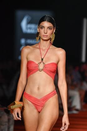 Dolores Cortes Mercedes-Benz Fashion Week de Madrid A model walks the runway wearing a design by Dolores Cortes during Mercedes-Benz Fashion Week de Madrid in IFERMA, 20 de septiembre 2025 Spain Featuring: A model walks the runway wearing a design by Dolores Cortes during Mercedes-Benz Fashion Week de Madrid in IFERMA, 20 de septiembre 2025 Spain Where: Madrid, Spain When: 20 Sep 2025 Credit: Oscar Gonzalez WENN Madrid Spain Copyright: xOscarxGonzalez WENNx wenn40663339 OFA ZOJx wenn40663339