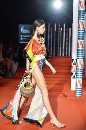 Dolores Cortes Mercedes-Benz Fashion Week de Madrid A model walks the runway wearing a design by Dolores Cortes during Mercedes-Benz Fashion Week de Madrid in IFERMA, 20 de septiembre 2025 Spain Featuring: A model walks the runway wearing a design by Dolores Cortes during Mercedes-Benz Fashion Week de Madrid in IFERMA, 20 de septiembre 2025 Spain Where: Madrid, Spain When: 20 Sep 2025 Credit: Oscar Gonzalez WENN Madrid Spain Copyright: xOscarxGonzalez WENNx wenn40663353 OFA ZOJx wenn40663353