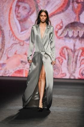 FELY CAMPO Fashion Week de Madrid A model walks the runway wearing a design by FELY CAMPO during Mercedes-Benz Fashion Week de Madrid in IFERMA, 20 de septiembre 2025 Spain Featuring: A model walks the runway wearing a design by Fely Campo during Mercedes-Benz Fashion Week de Madrid in IFERMA, 20 septiembre 2025 Spain Where: Madrid, Spain When: 20 Sep 2025 Credit: Oscar Gonzalez WENN Madrid Spain Copyright: xOscarxGonzalez WENNx wenn40662529 OFA ZOJx wenn40662529